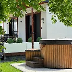 Holiday park Wrzos & Wellness **** Caloroczne *