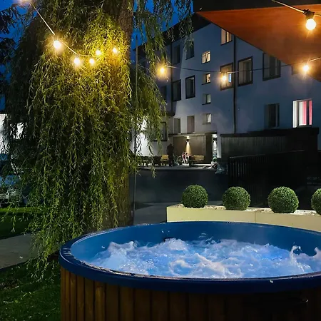 Wrzos & Wellness **** Caloroczne *