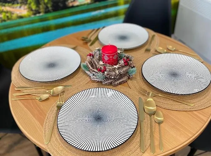 Wrzos & Wellness **** Caloroczne פארק נופש *